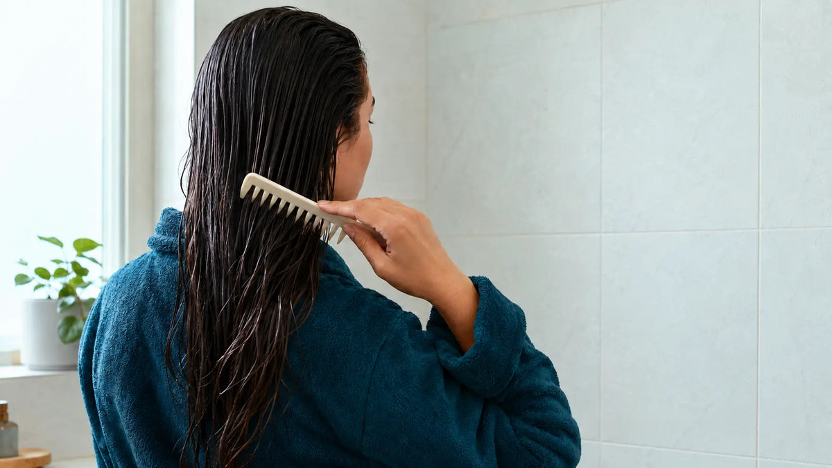 Cheveux brillants : les vrais leviers (et le rôle caché de votre eau)